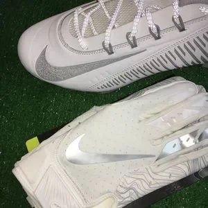 NEW NIKE CLEATS GLOVES SOCKS COMBO Nike | Shoes | New Nike Vapor Edge 36 Vc Cleats Gloves Socks  main image 3
